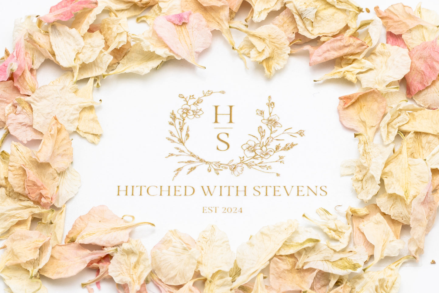 Biodegradable confetti petals