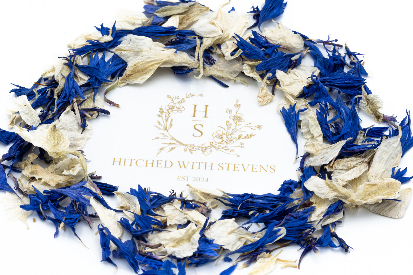 Biodegradable confetti petals