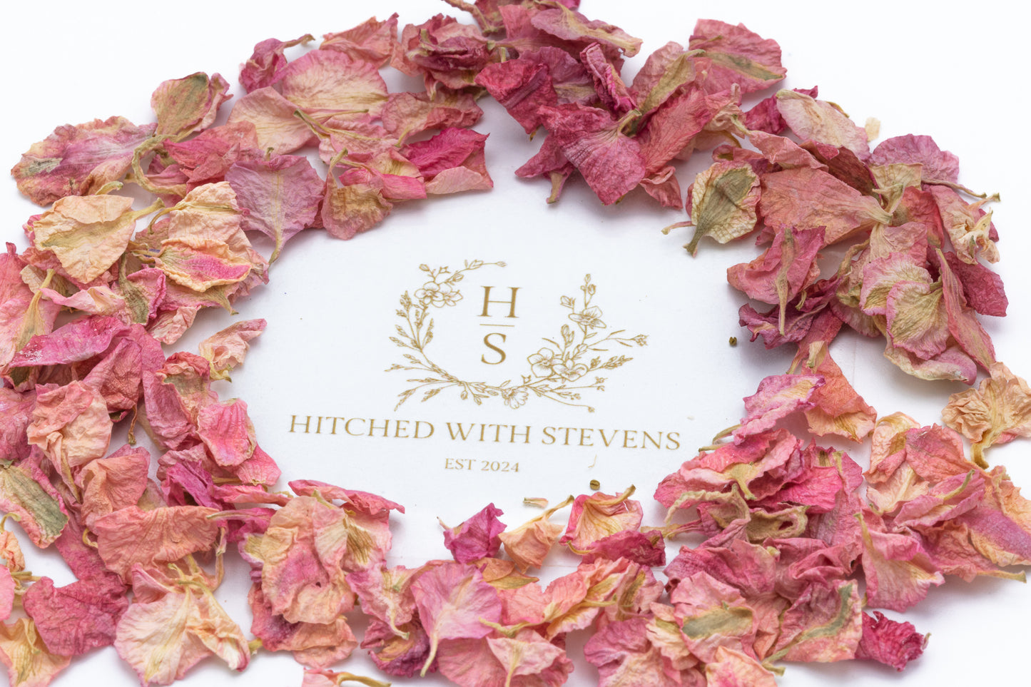 Biodegradable confetti petals