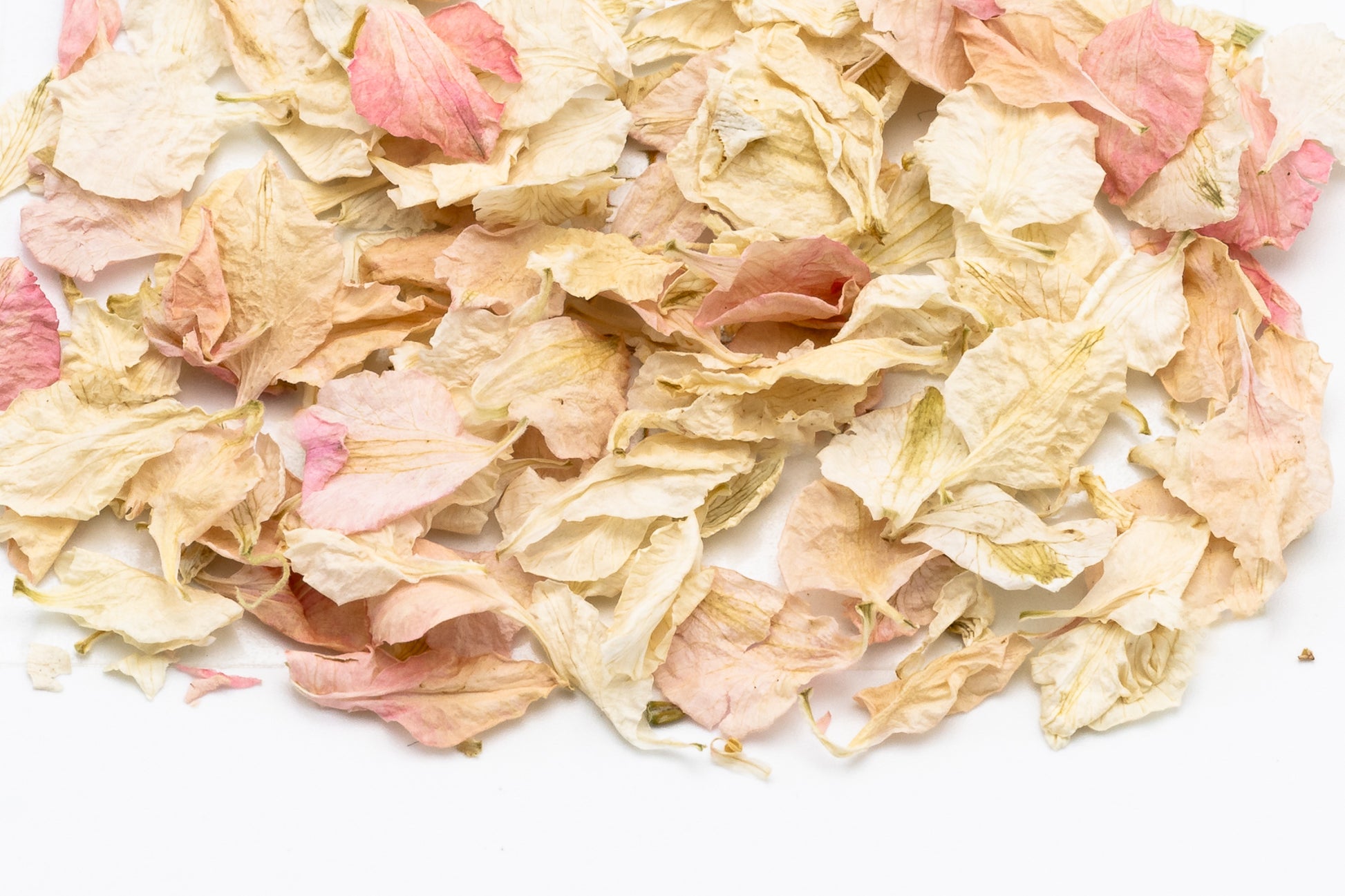 Biodegradable confetti petals