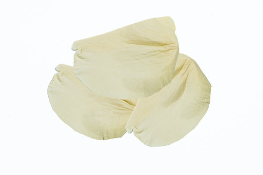 Biodegradable rose petals